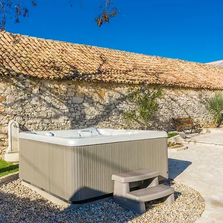 Wellness & Spirini Dvori Poljica (Zadar)